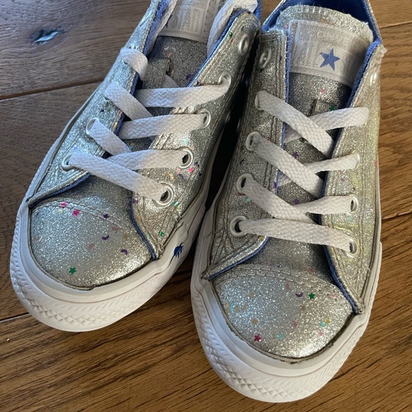 Girls Converse Sneakers with Shimmer Colored Stars EUC US 12 - Picture 4 of 15
